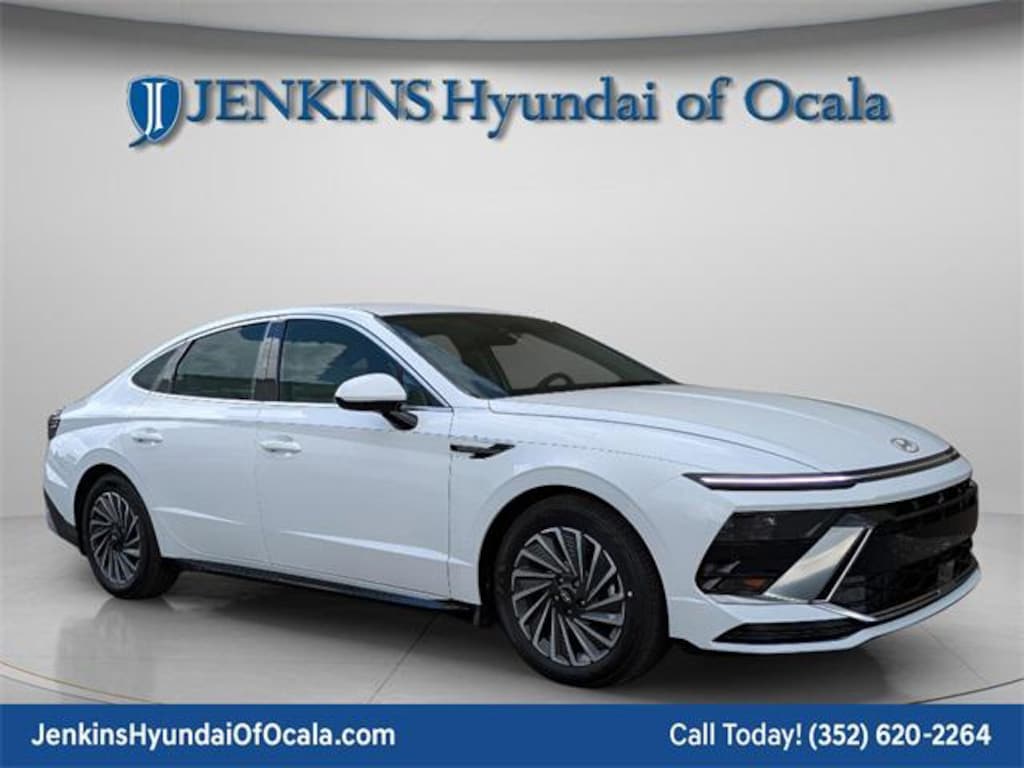 New 2025 Hyundai Sonata Hybrid SEL Sedan