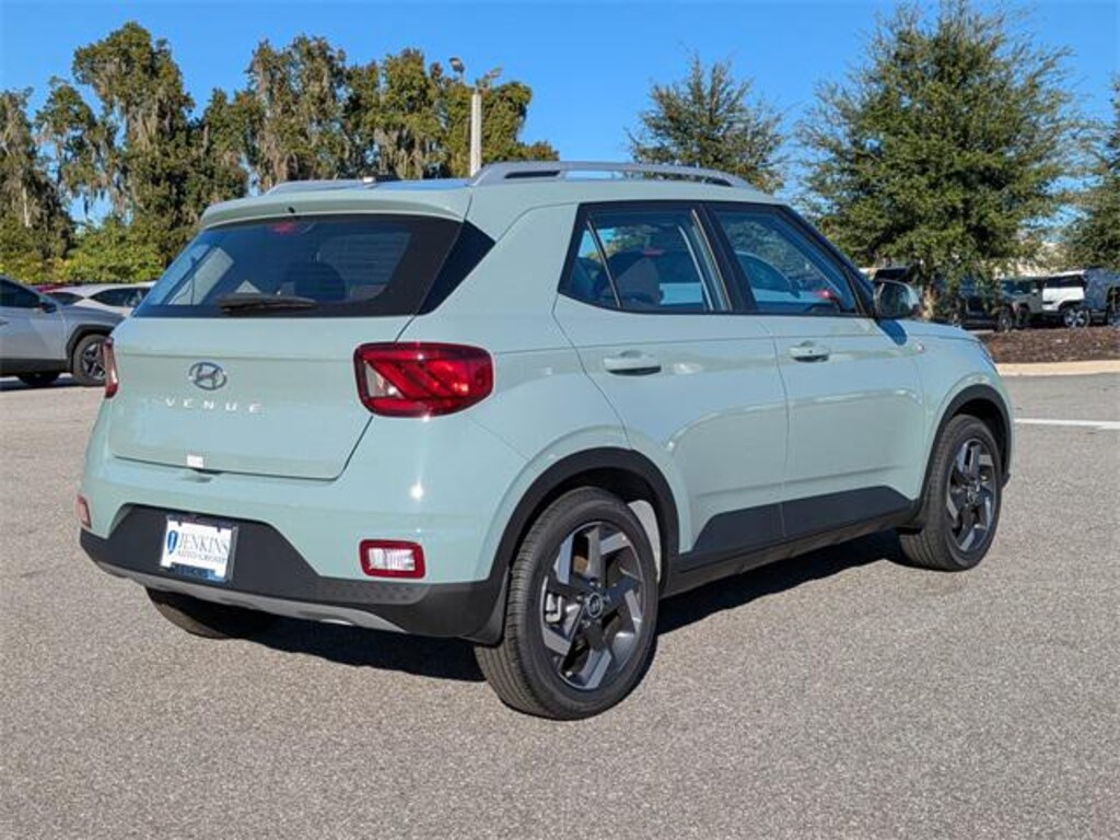 New 2026 Hyundai Venue SEL SUV