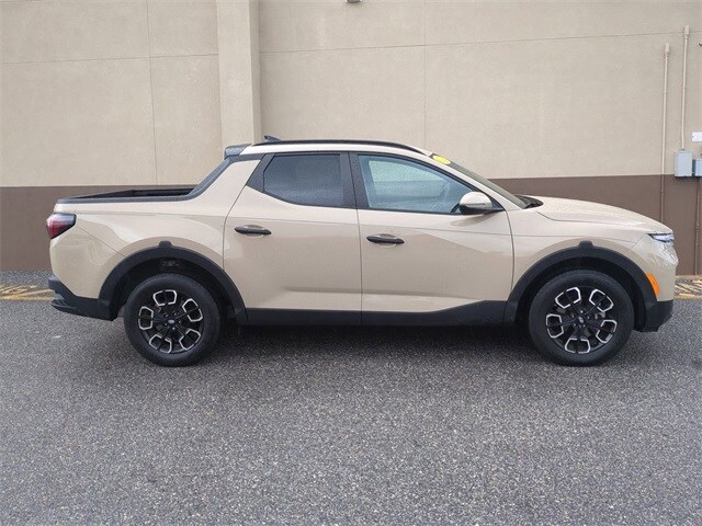 2024 Hyundai Santa Cruz SEL photo 2