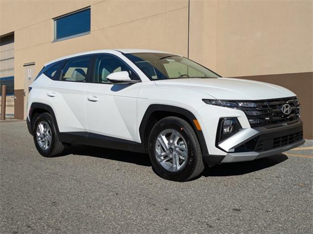 New 2026 Hyundai Tucson SE FWD SUV