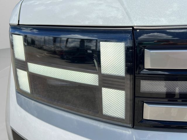 2025 Hyundai Santa Fe SEL - Photo 29
