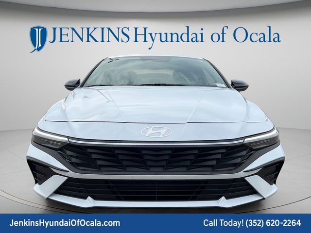 2025 Hyundai Elantra SEL - Photo 9