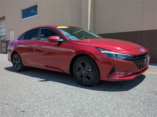 2023 Hyundai Elantra Blue photo 2