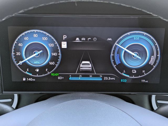 2025 Hyundai Elantra Limited - Photo 29