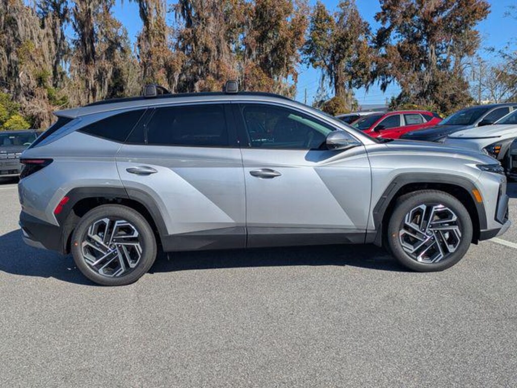 New 2026 Hyundai Tucson Limited FWD SUV