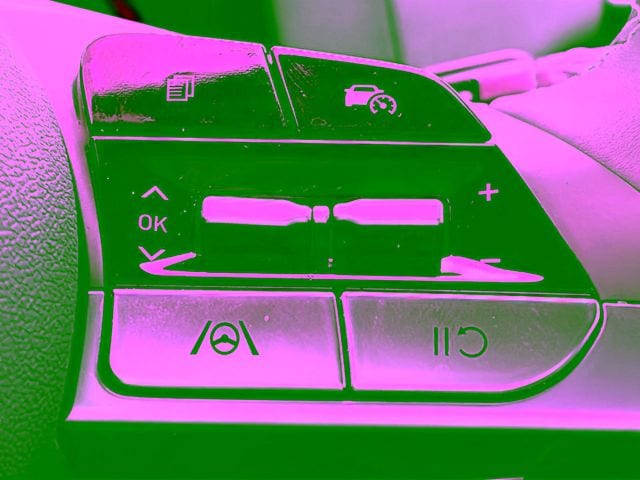 2025 Hyundai Elantra SEL - Photo 23