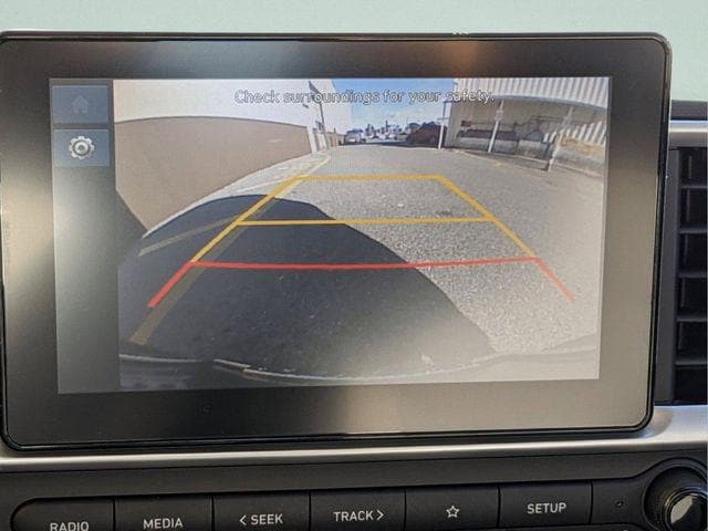 2025 Hyundai Venue SEL - Photo 27
