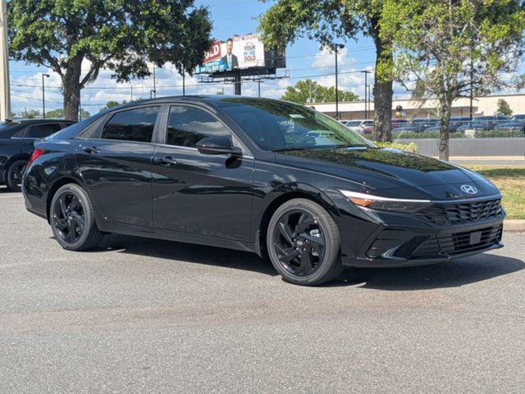 New 2026 Hyundai Elantra SEL Sport Premium Sedan