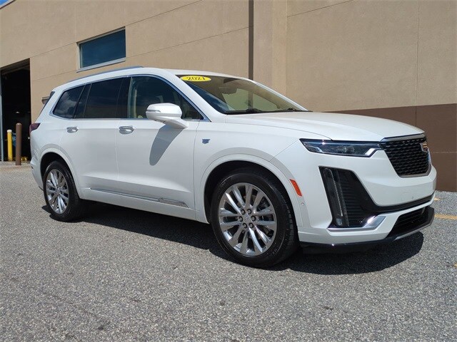 2021 Cadillac XT6 Premium Luxury photo 2