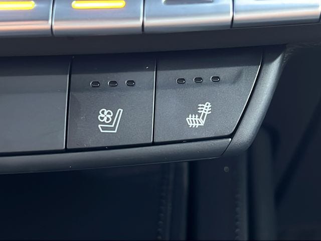 2023 Cadillac XT4 Premium Luxury - Photo 21