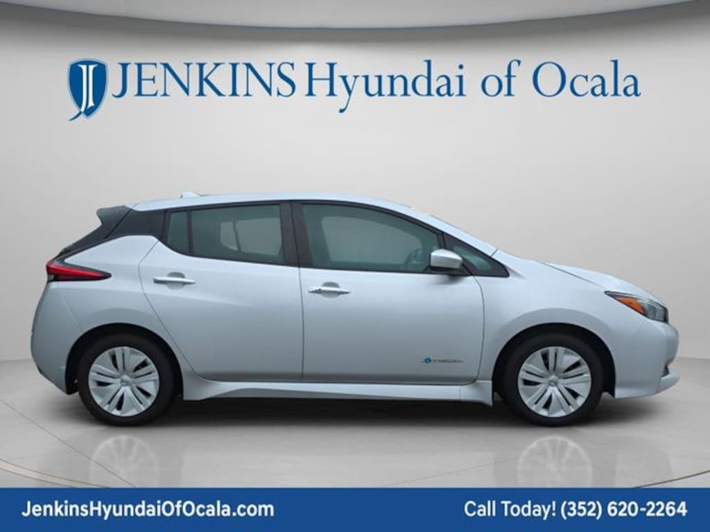 Used 2018 Nissan LEAF S Hatchback