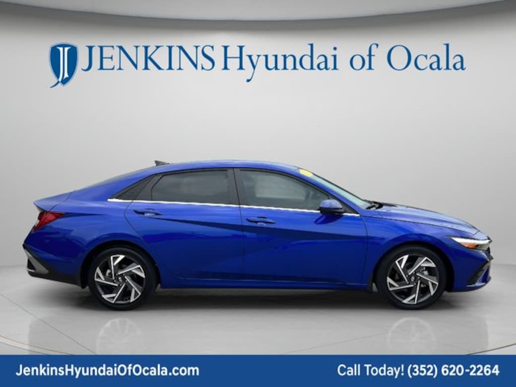 Certified 2025 Hyundai Elantra SEL Convenience Sedan