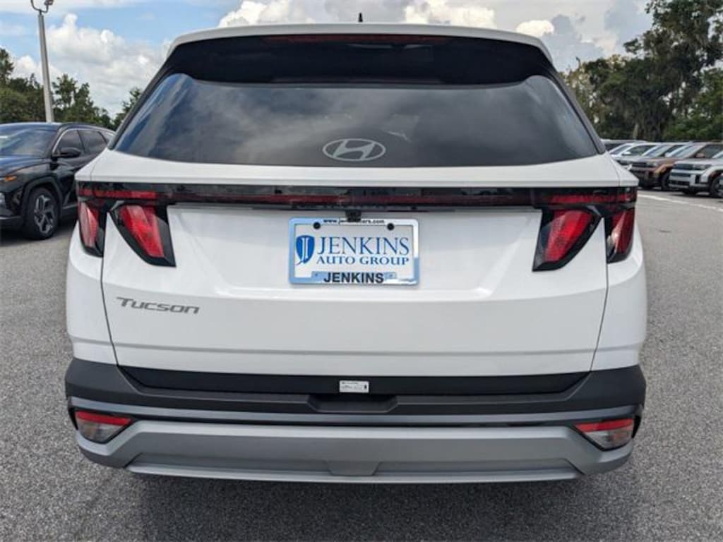 New 2025 Hyundai Tucson SEL FWD SUV