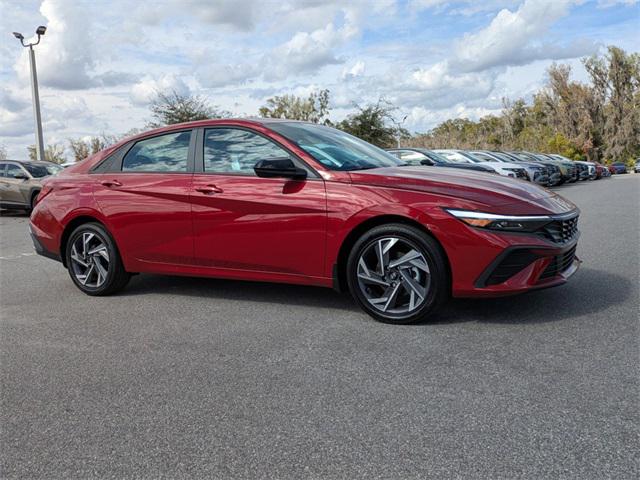 2025 Hyundai Elantra Hybrid SEL Sport photo 2