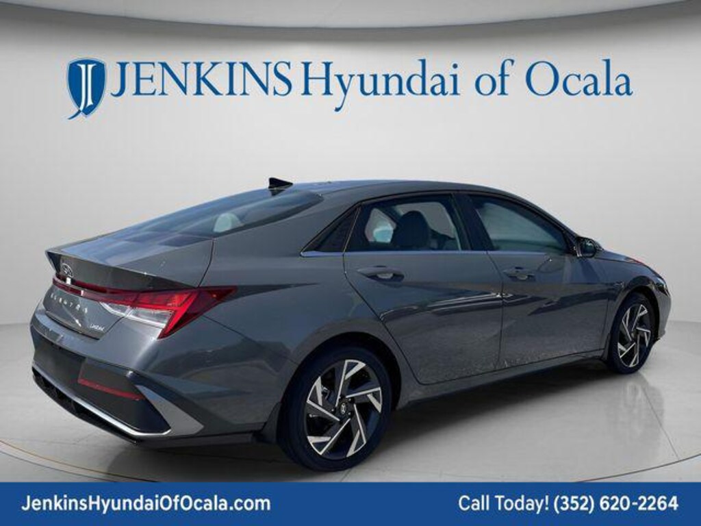 New 2026 Hyundai Elantra Limited Sedan