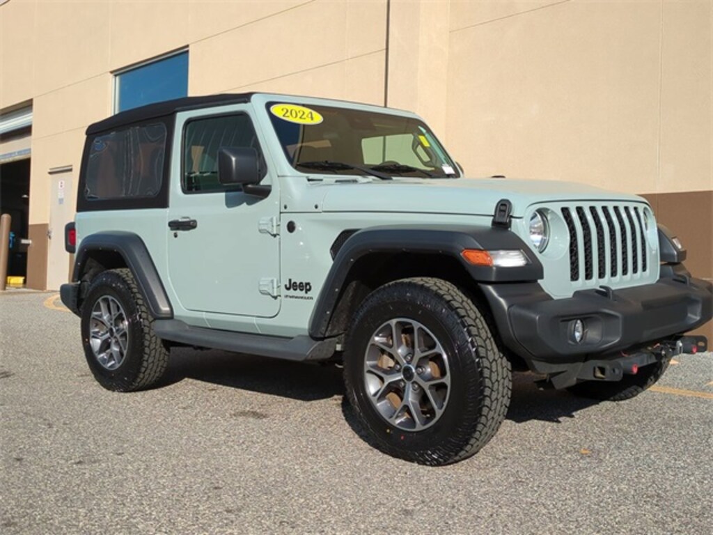 Used 2024 Jeep Wrangler Sport SUV
