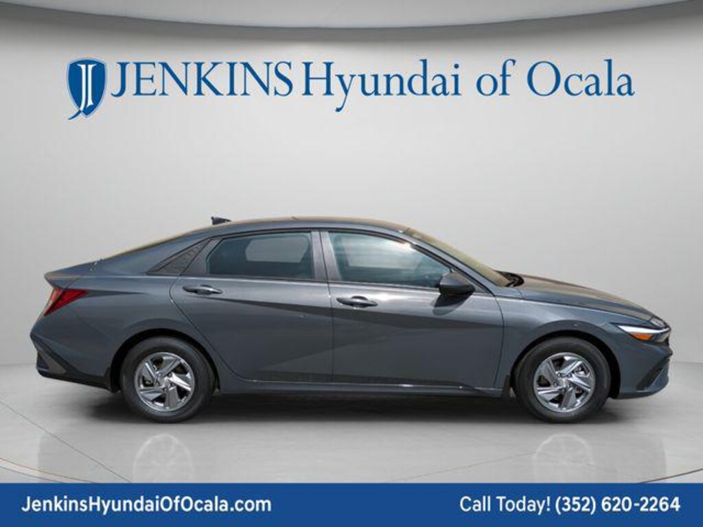 New 2026 Hyundai Elantra SE Sedan