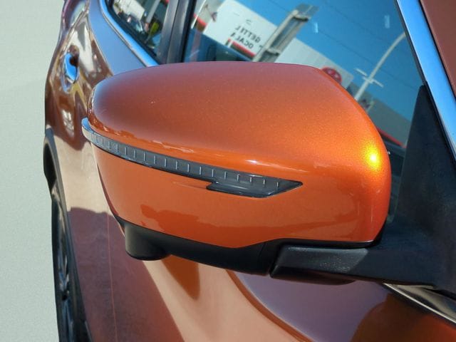 2019 Nissan Rogue SV - Photo 13