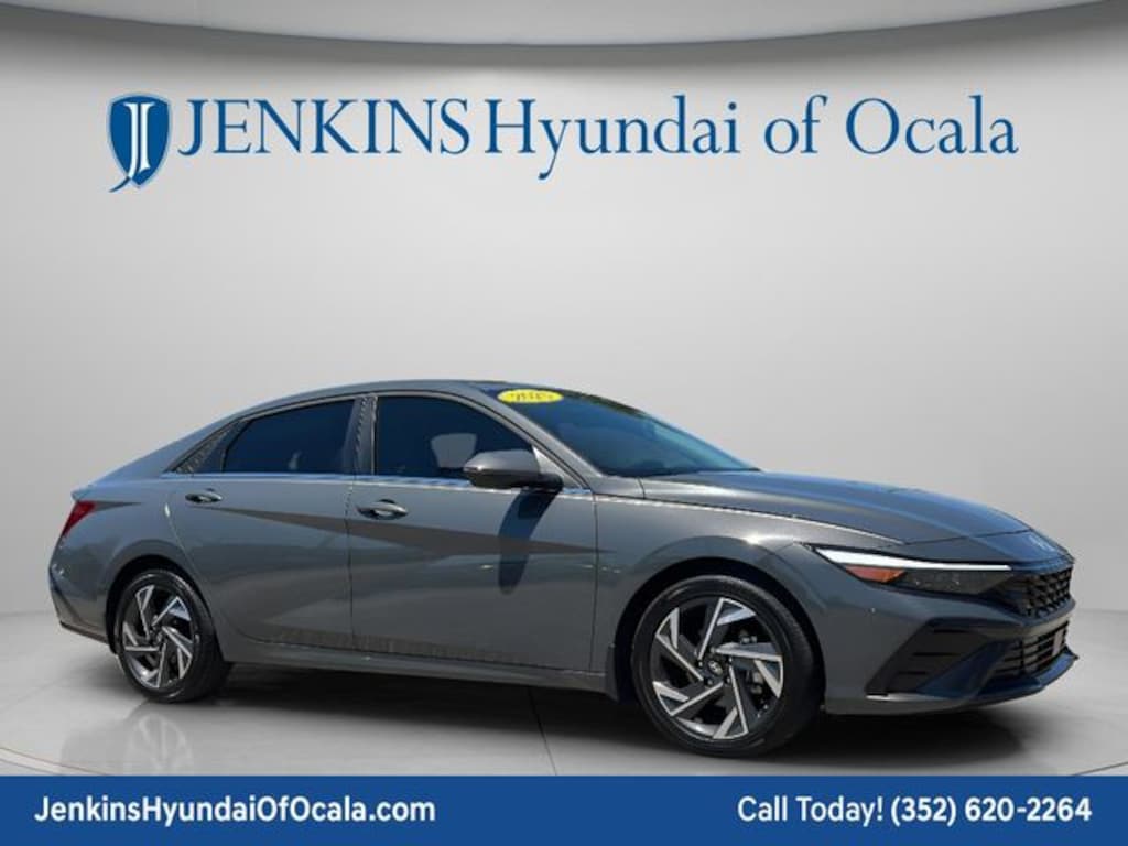Certified 2025 Hyundai Elantra Limited Sedan