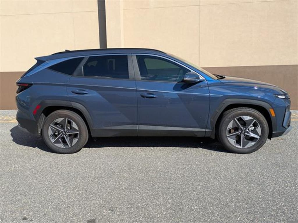 New 2025 Hyundai Tucson SEL Convenience FWD SUV