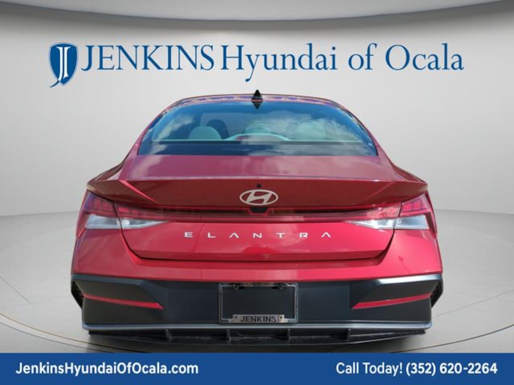 Certified 2025 Hyundai Elantra SEL Convenience Sedan