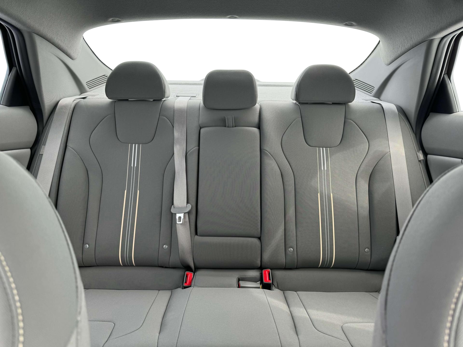 2025 Hyundai Elantra SEL - Photo 16