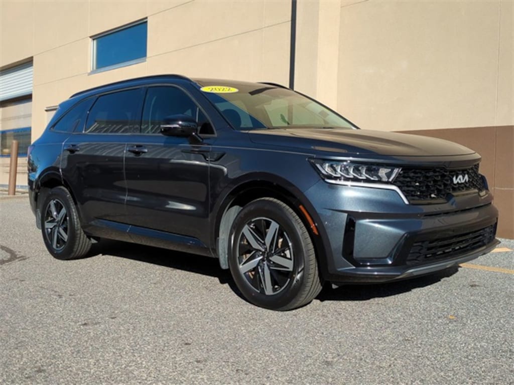 Used 2022 Kia Sorento S SUV