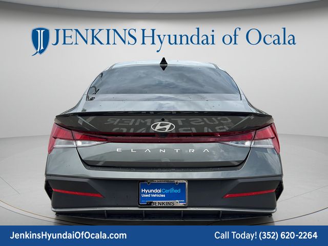 2025 Hyundai Elantra SEL - Photo 4