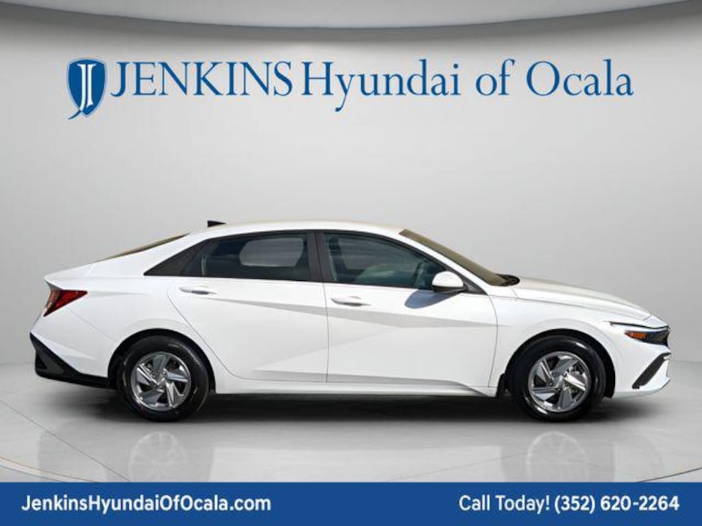 New 2026 Hyundai Elantra SE Sedan