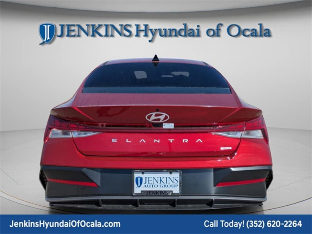 Certified 2025 Hyundai Elantra Hybrid Limited Sedan