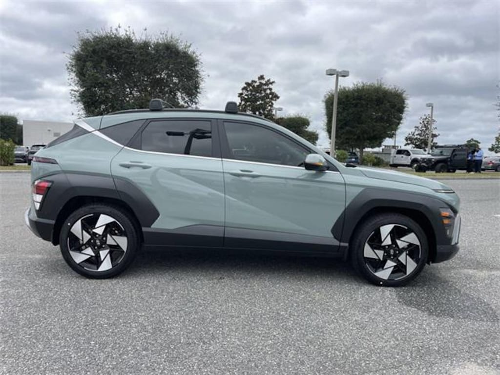 New 2026 Hyundai Kona Limited FWD SUV