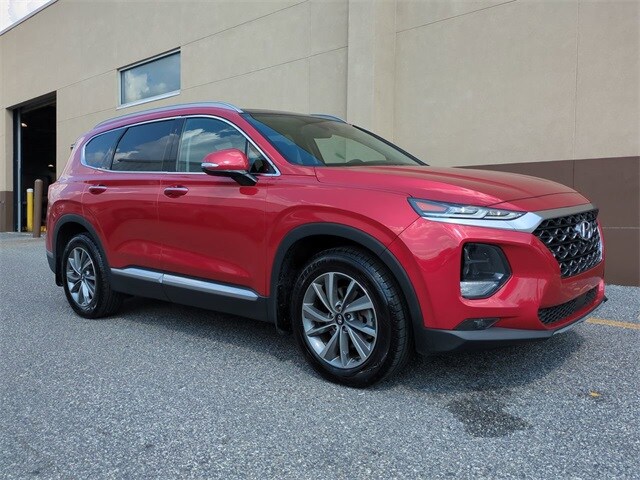 2020 Hyundai Santa Fe SEL photo 2