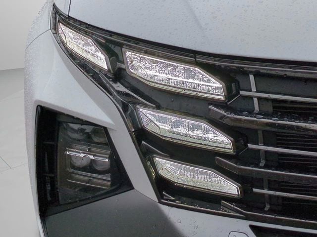2025 Hyundai Tucson Limited - Photo 11