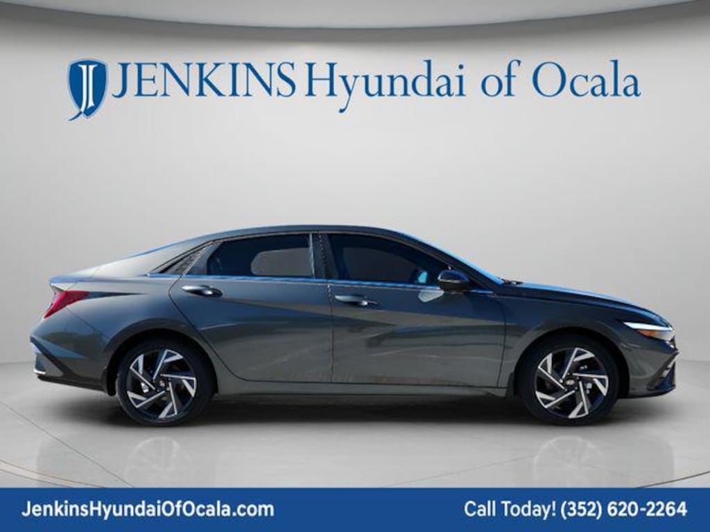 New 2026 Hyundai Elantra Hybrid Limited Sedan