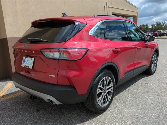 2020 Ford Escape SEL photo 4
