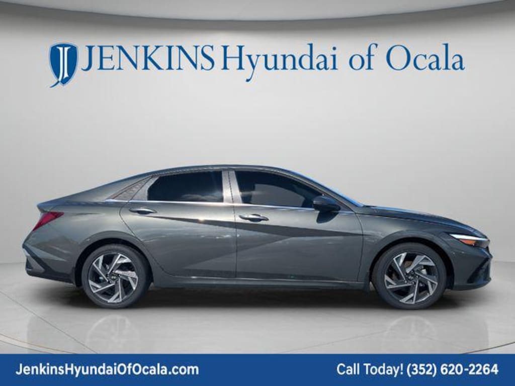 New 2026 Hyundai Elantra Limited Sedan