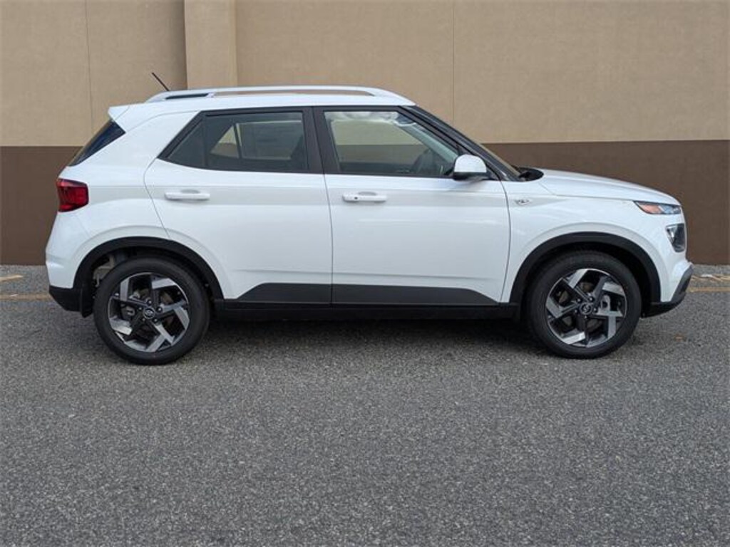 New 2026 Hyundai Venue SEL SUV