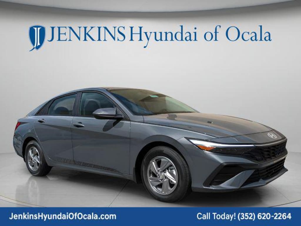 New 2026 Hyundai Elantra SE Sedan