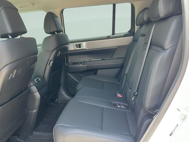 2025 Hyundai Santa Fe SEL - Photo 11