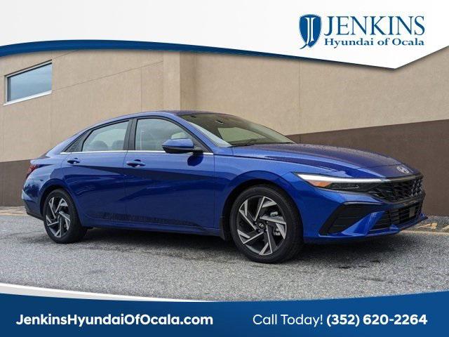 2025 Hyundai Elantra Limited's photo