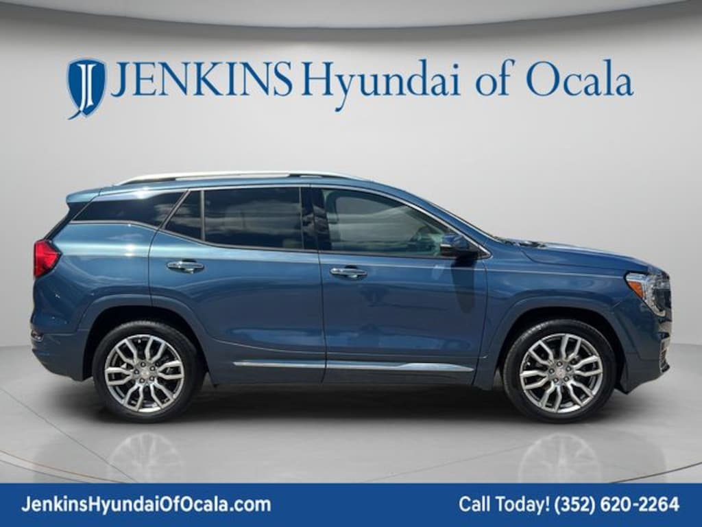 Used 2024 GMC Terrain Denali SUV