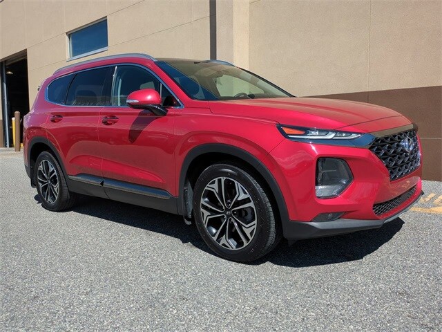 2020 Hyundai Santa Fe Limited 2.0T photo 2