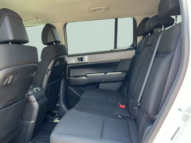 2024 Hyundai Santa Fe SE - Photo 11