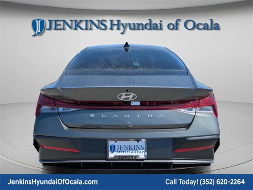 Certified 2025 Hyundai Elantra SEL Convenience Sedan