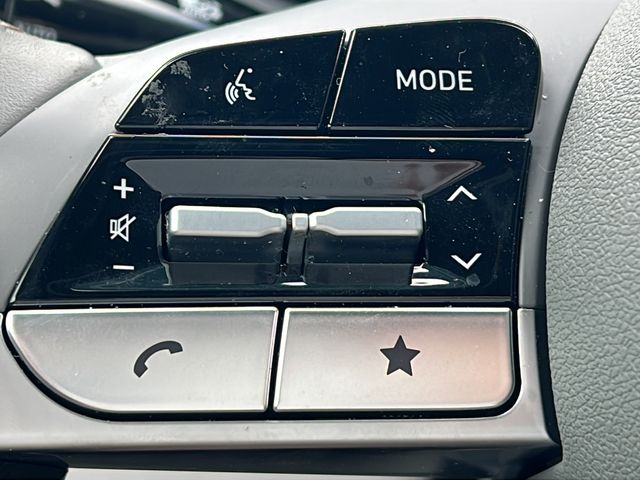2025 Hyundai Elantra SEL - Photo 22