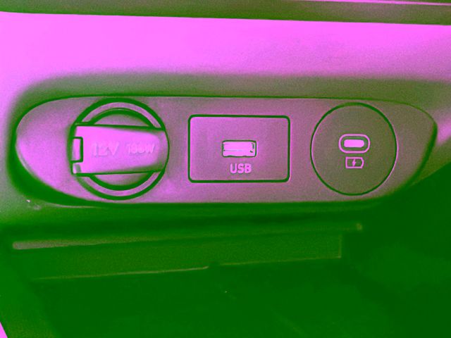 2025 Hyundai Elantra SEL - Photo 19