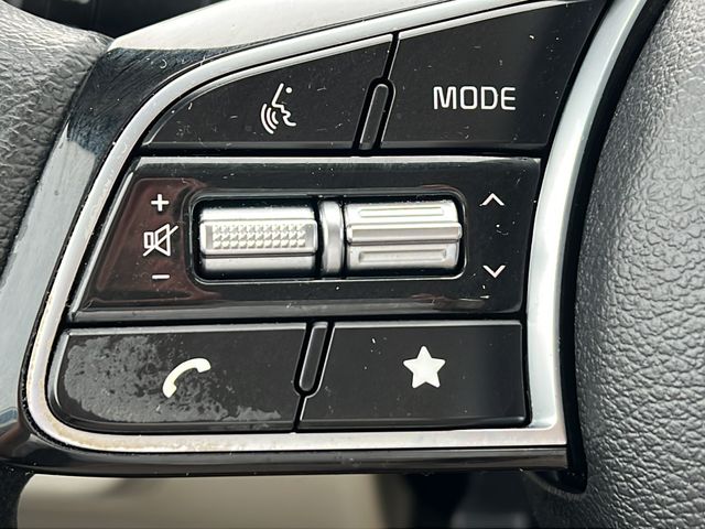 2023 Kia Forte LXS - Photo 22