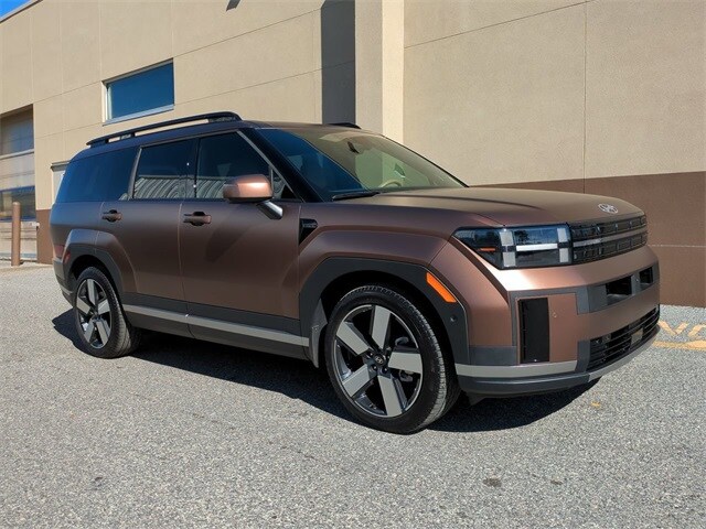 2025 Hyundai Santa Fe Limited photo 2