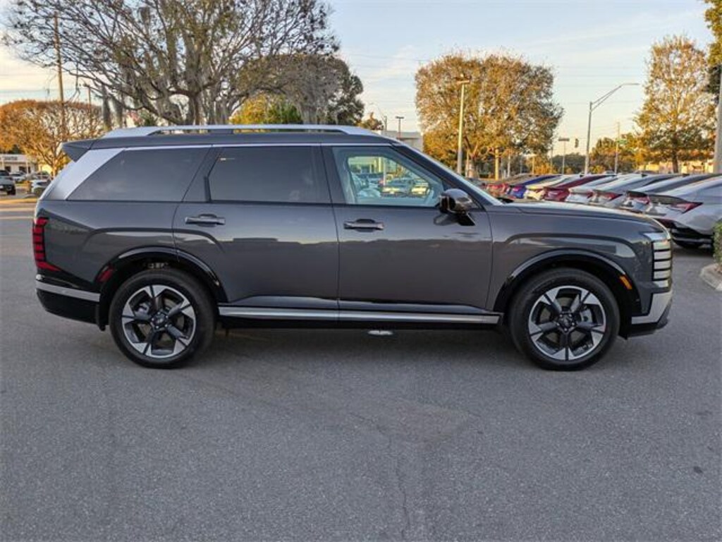 New 2026 Hyundai Palisade Limited FWD SUV