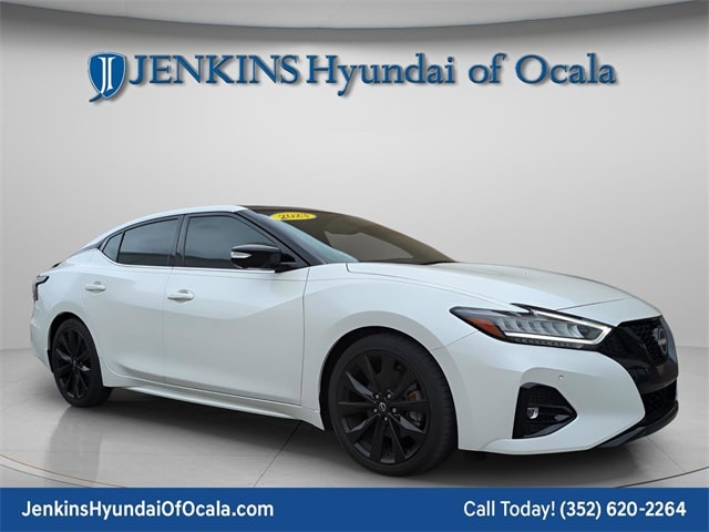 2023 Nissan Maxima SR